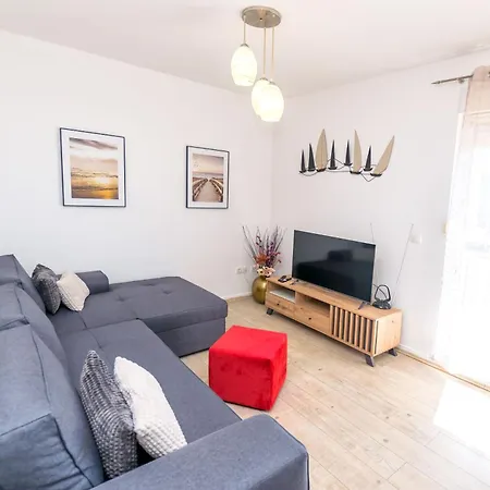 Beleca Podstrana