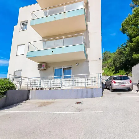 Beleca * ポドストラナ