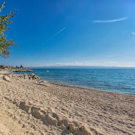 アパート Beleca ポドストラナ